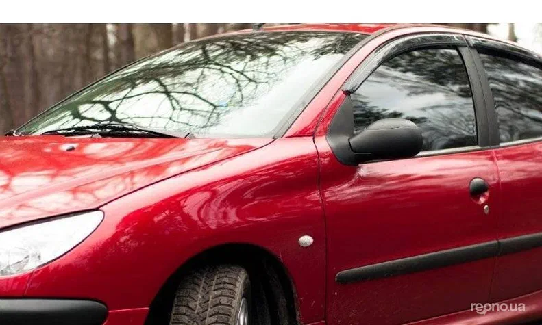 Peugeot 206 2008 - 18