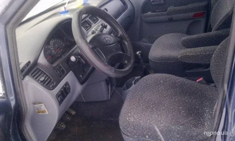 Hyundai Trajet 2001 - 2