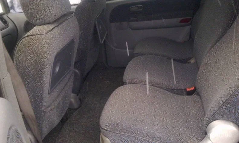 Hyundai Trajet 2001 - 1