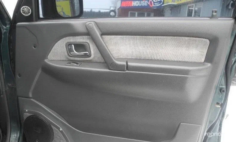 Mitsubishi Pajero 1997 - 6