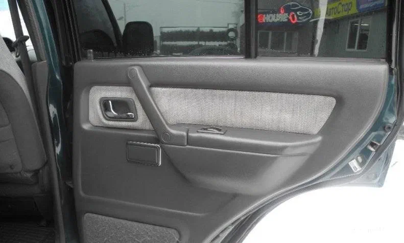 Mitsubishi Pajero 1997 - 4