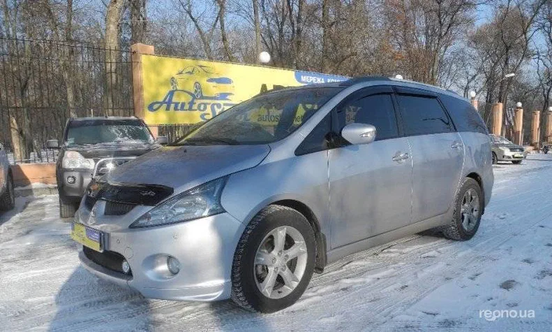 Mitsubishi Grandis 2007 - 18