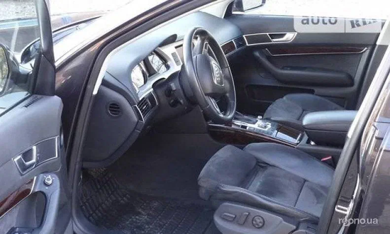 Audi A6 2010 - 3