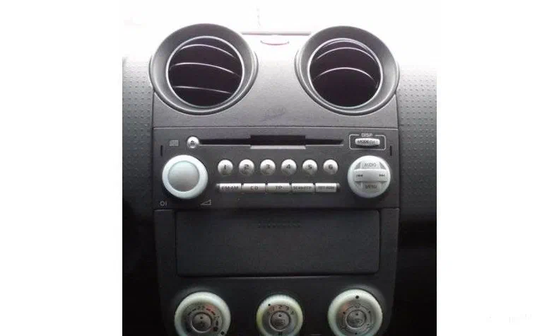 Mitsubishi Colt 2005 - 8