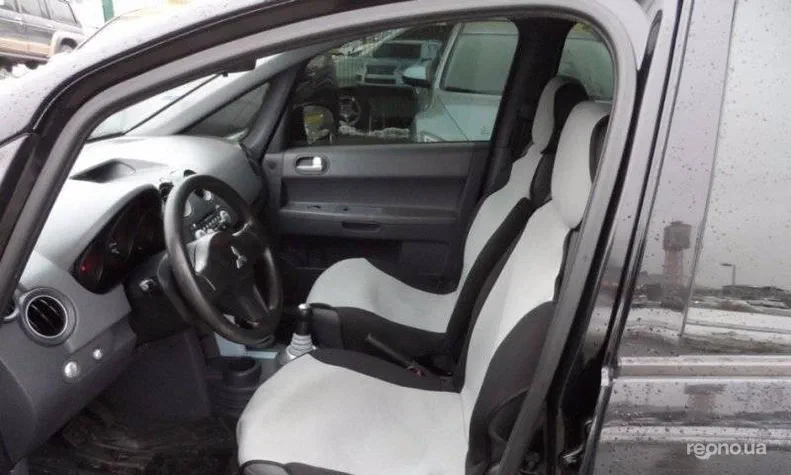 Mitsubishi Colt 2005 - 15