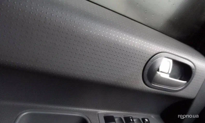 Mitsubishi Colt 2005 - 12