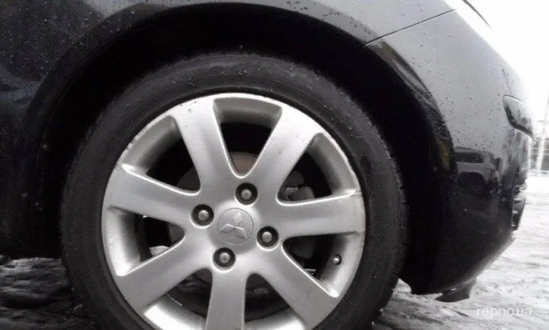 Mitsubishi Colt 2005 - 17