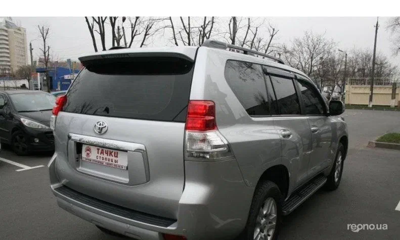 Toyota Pronard 2010 - 11
