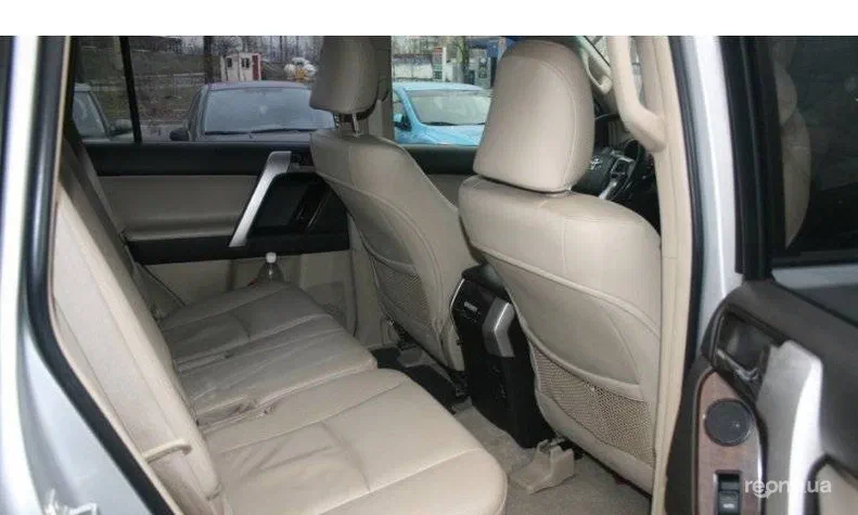 Toyota Pronard 2010 - 5