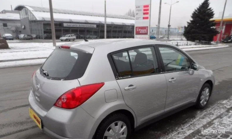 Nissan Tiida 2007 - 22