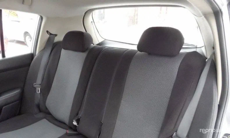 Nissan Tiida 2007 - 7