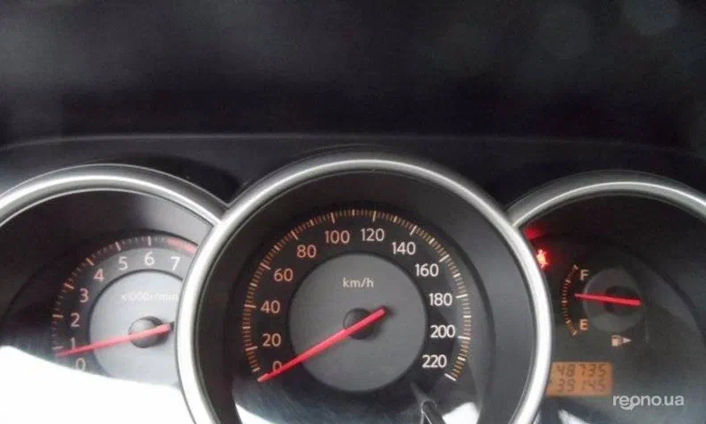 Nissan Tiida 2007 - 14