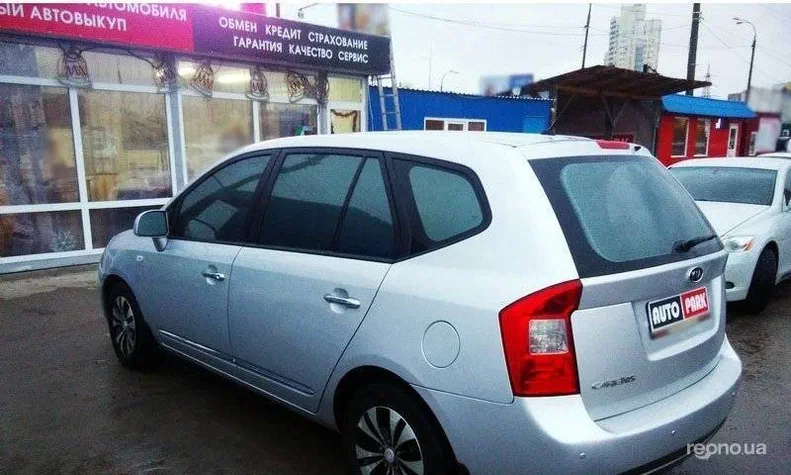 Kia Carens 2007 - 13