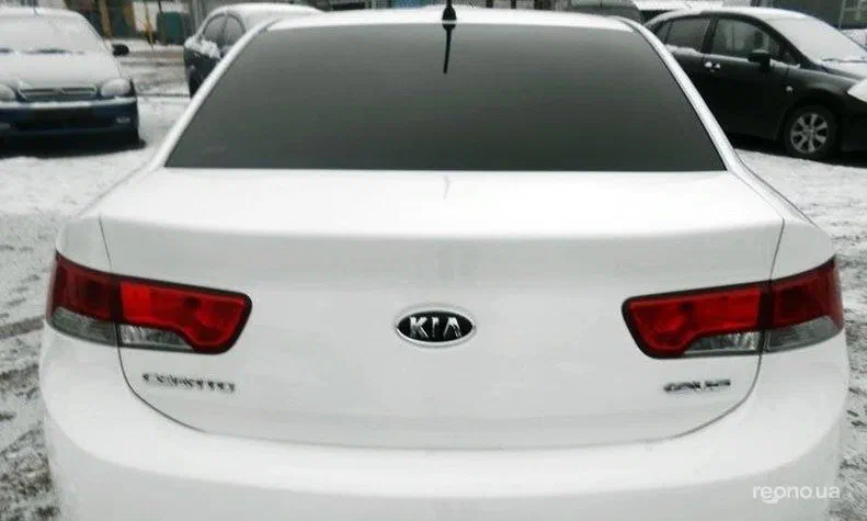 Kia Cerato 2012 - 8