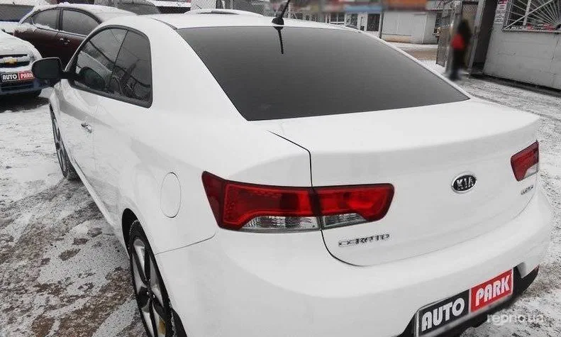 Kia Cerato 2012 - 7