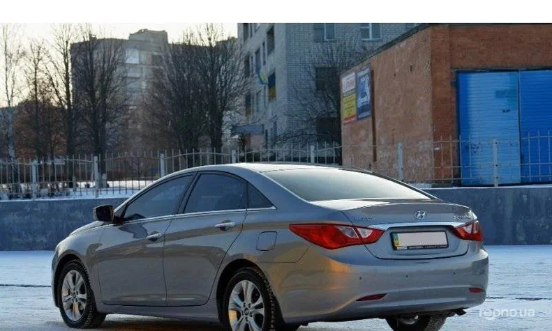 Hyundai Sonata 2011 - 0