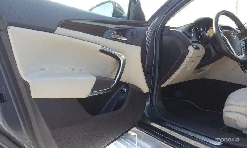 Opel Insignia 2012 - 6