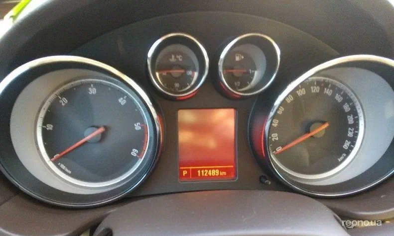 Opel Insignia 2012 - 1