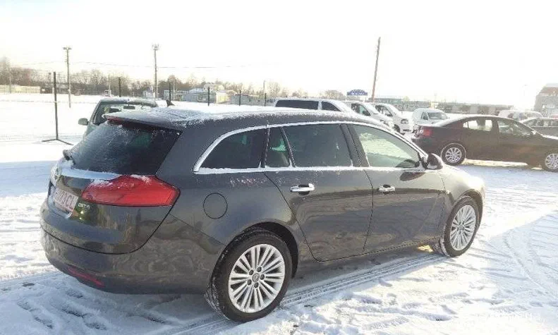 Opel Insignia 2012 - 9