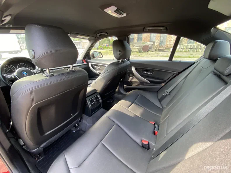 BMW 3 серія 2016 - 13