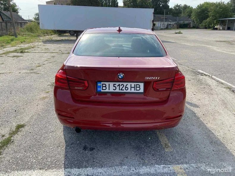 BMW 3 серія 2016 - 19