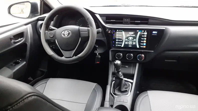 Toyota Corolla 2016 - 8