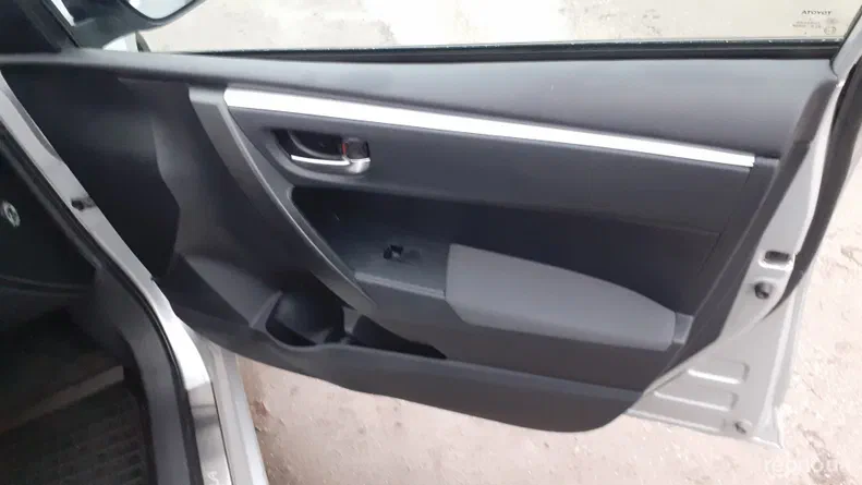 Toyota Corolla 2016 - 13