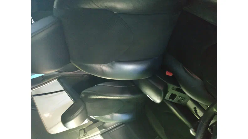 Toyota RAV4 2010 - 5