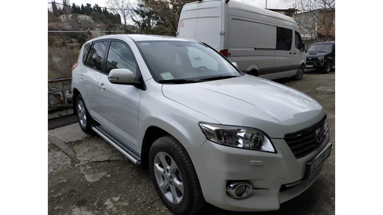 Toyota RAV4 2010
