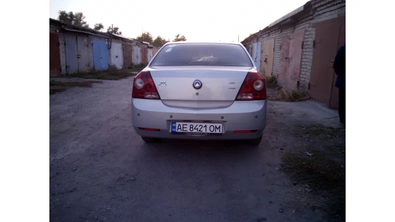Geely MK 2012 - 6