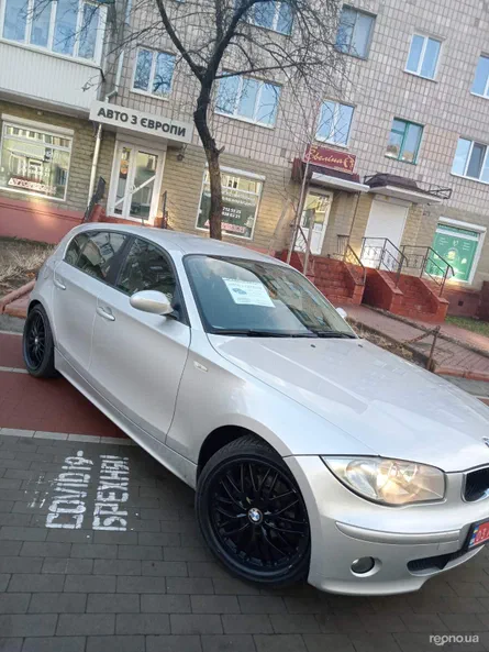 BMW 1 серія 2006 - 11