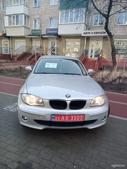 BMW 1 серія 2006 - 9