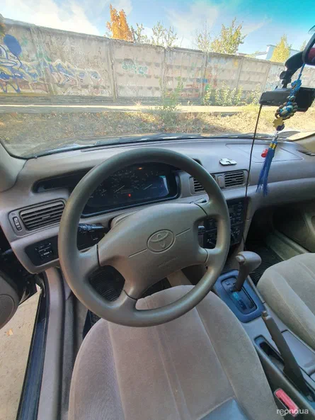 Toyota Camry 1999 - 10