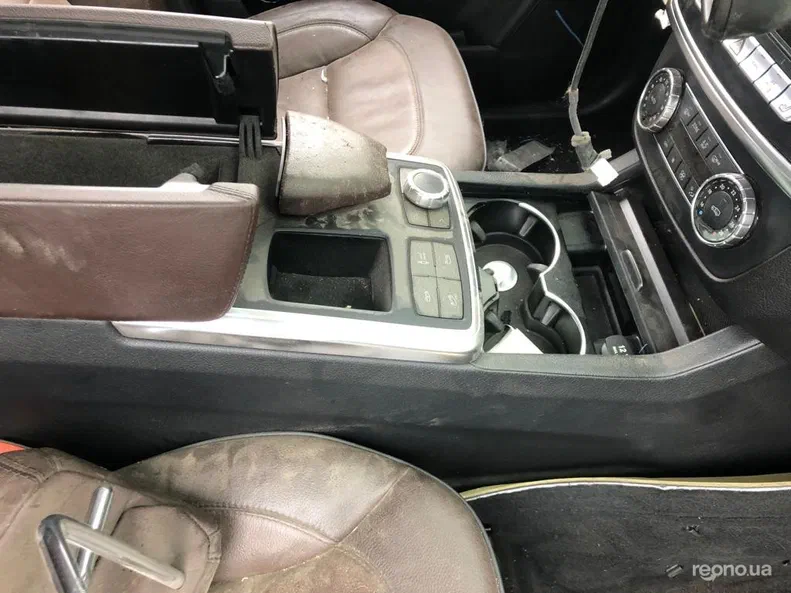 Mercedes-Benz M-Клас 2013 - 9