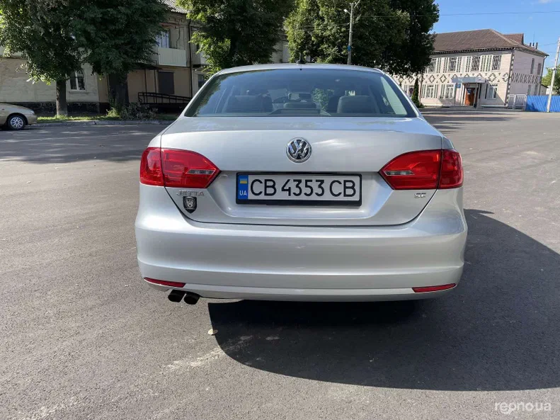 Volkswagen Jetta 2013