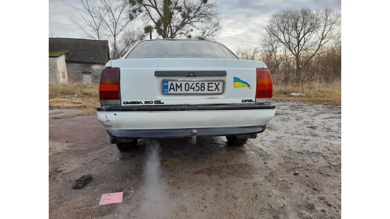Opel Omega 1987 - 6
