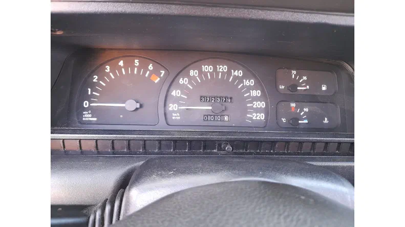 Opel Omega 1987 - 12