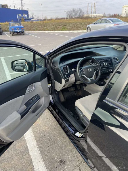 Honda Civic 2013 - 16