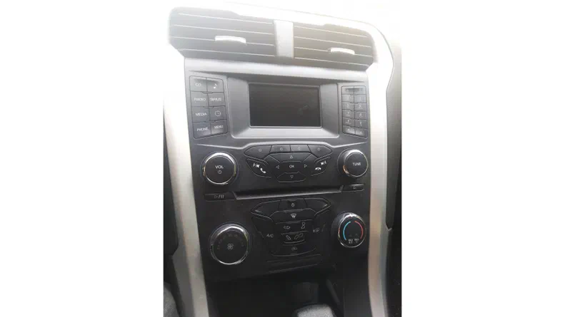 Ford Fusion 2015 - 6