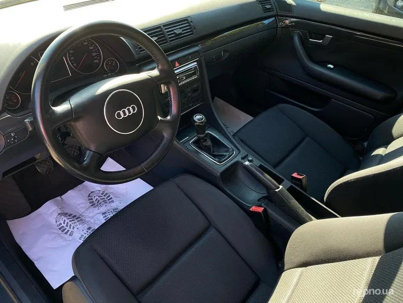 Audi A4 2002 - 5