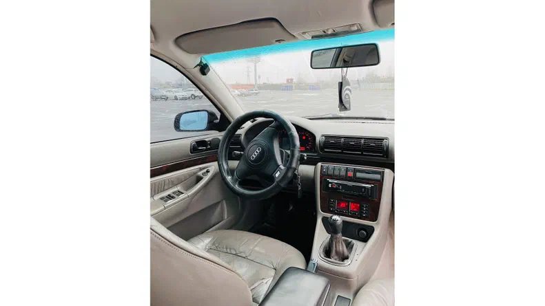 Audi A4 1997 - 2