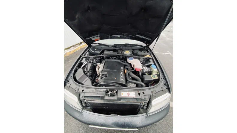 Audi A4 1997 - 4