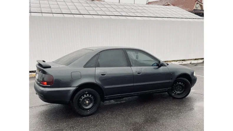 Audi A4 1997 - 1