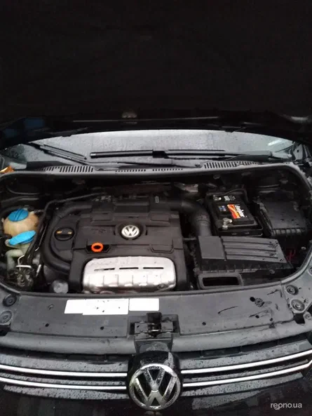 Volkswagen Touran 2012