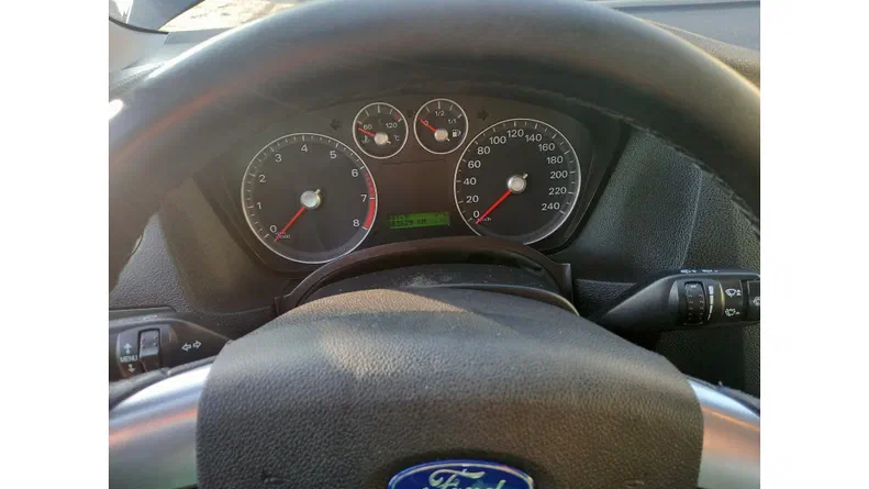 Ford Focus 2006 - 10