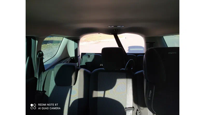 Renault Scenic 2010 - 8