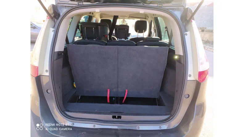 Renault Scenic 2010 - 7